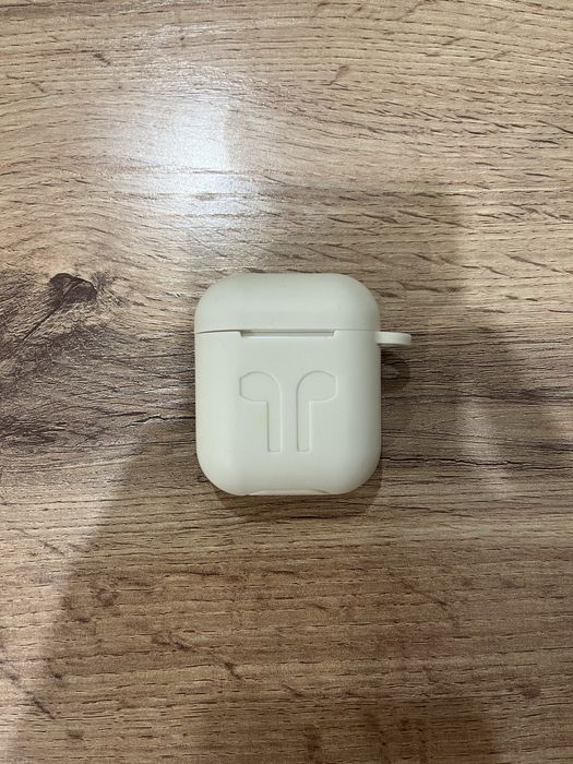 Продаю наушники Air Pods 2 оригинал