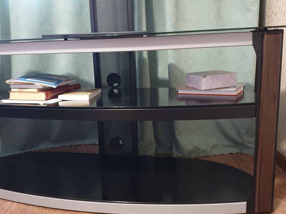 Тумба под телевизор