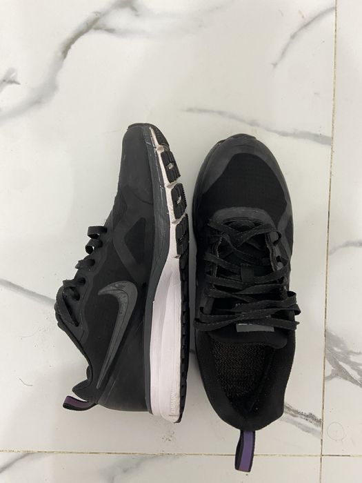 Найк кроссовки 40размер