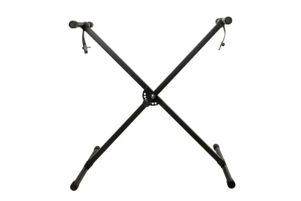 Продам синтезатор в отличном состоянии