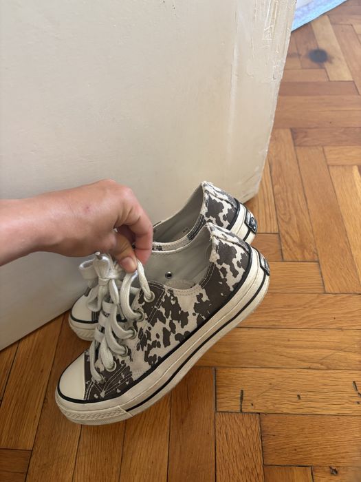 маратонки Converse