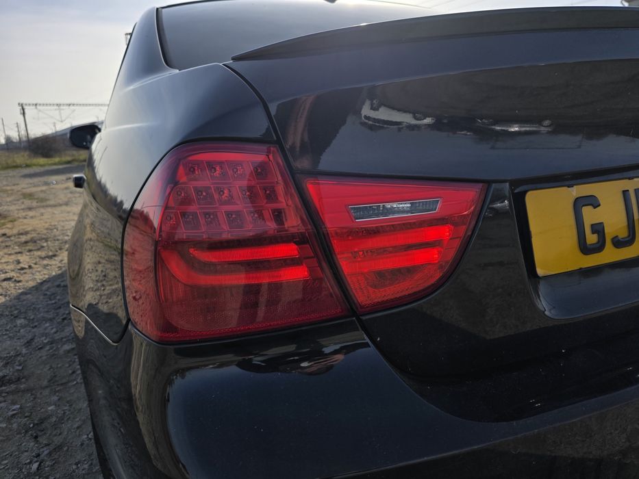 Tripla BMW E90 Facelift Stop BMW E90 LCI