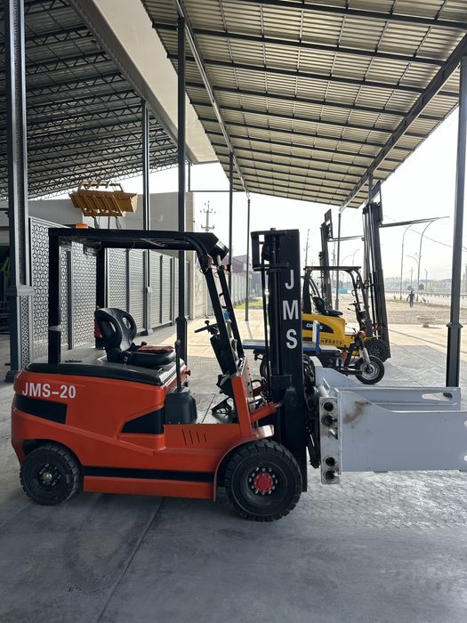 Подъёмник кара боковой захватом