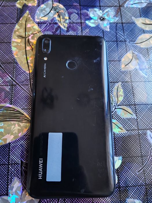 Продам хуавей Y7