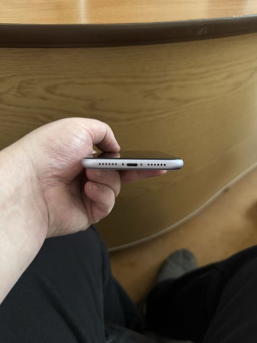 Iphone 11 в хорошем состояний