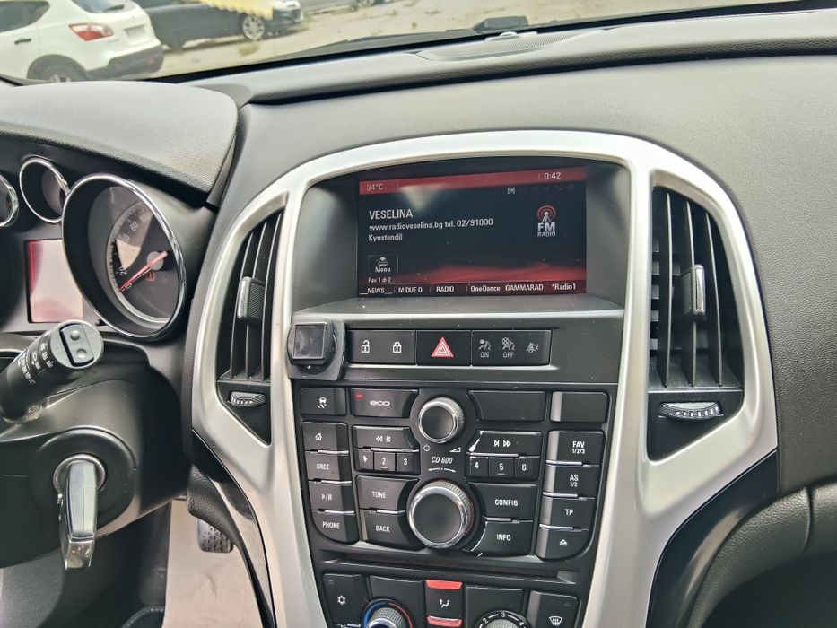 Opel Astra j 2015 1.6 дизел