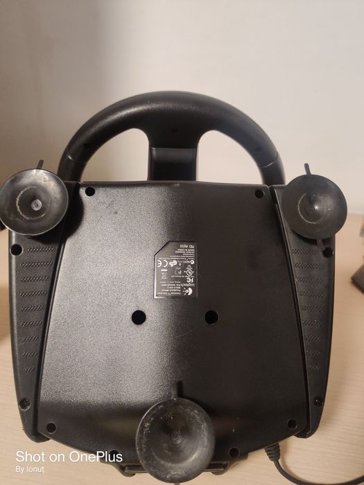 Volan consola gaming Logitech cu padele