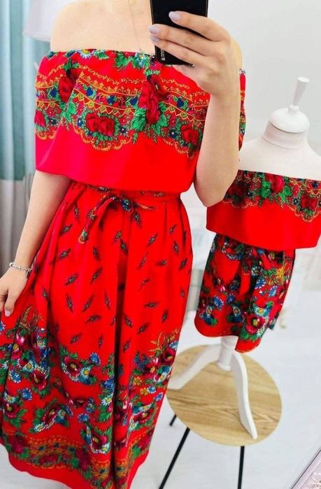 Rochii tradiționale mama fiica 
120 lei dama 
85 lei copil 
200 lei set mamă + copil 
Material vâscoza , timp de fabricare 3-7 zile lucratoare