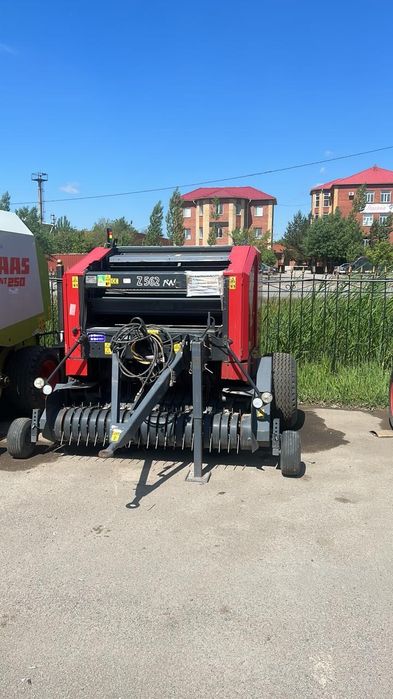 Пресс подборщик рулонный