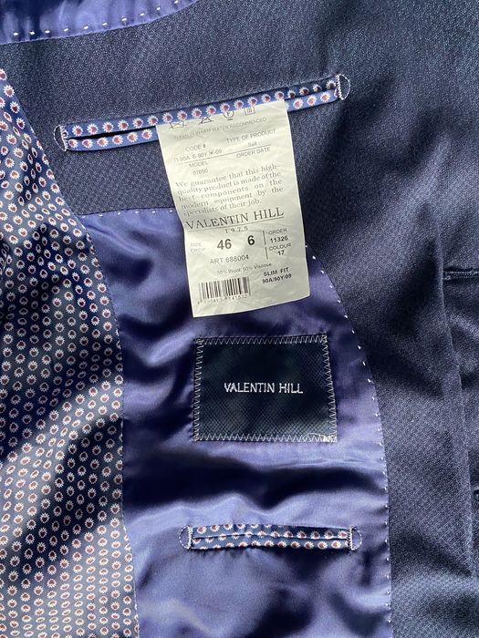 Костюм тройка