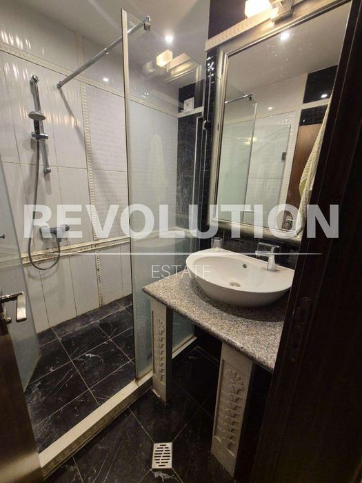 Двустаен апартамент в района на м-т  Ален Мак!