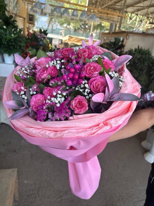 Pionavidiy roza buketlat katarina bables