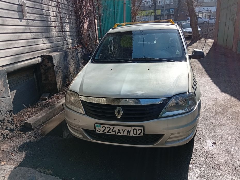Продам авто Рено логан