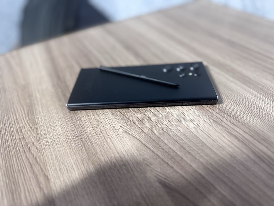 Обмен S22Ultra 256 гб