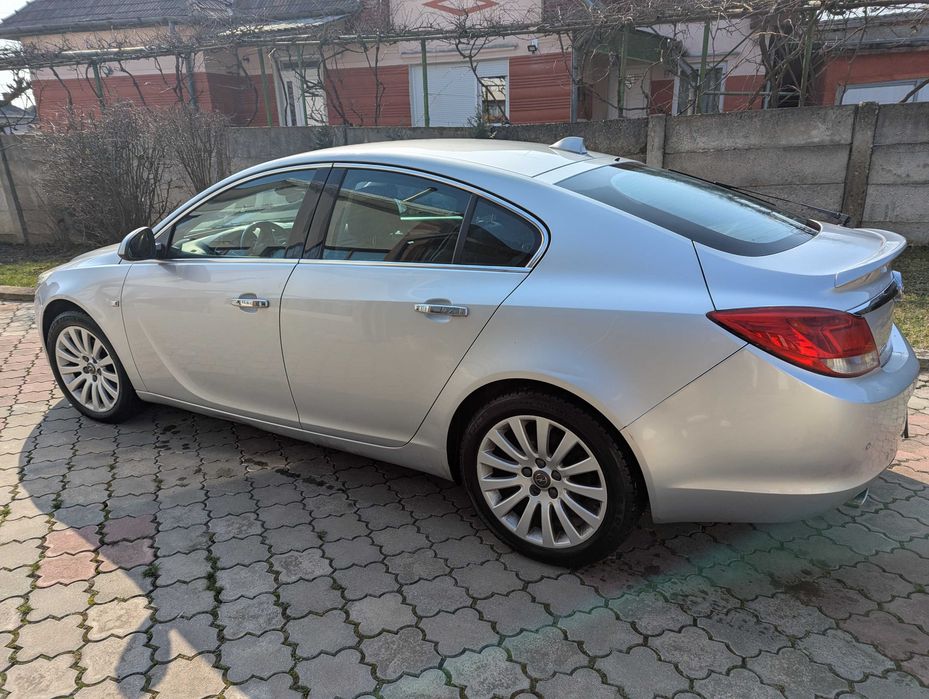 Opel Insignia  euro 5 , diesel 1,9  an 2009