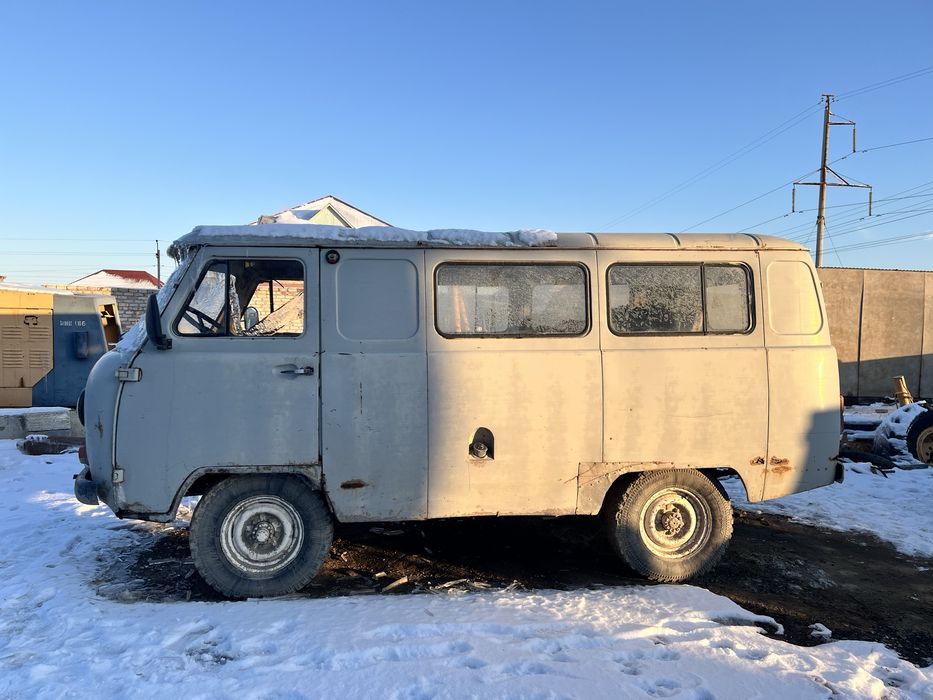 Продаю уаз буханка