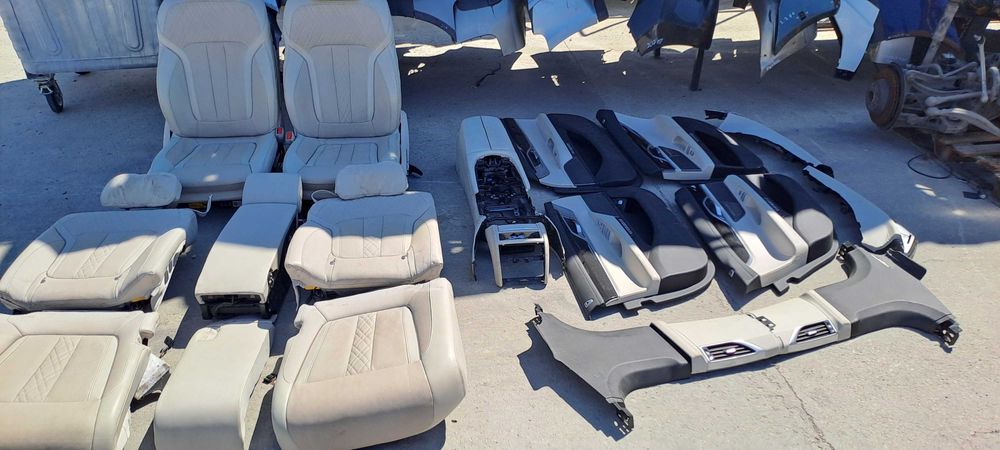 Кожен салон BMW G11