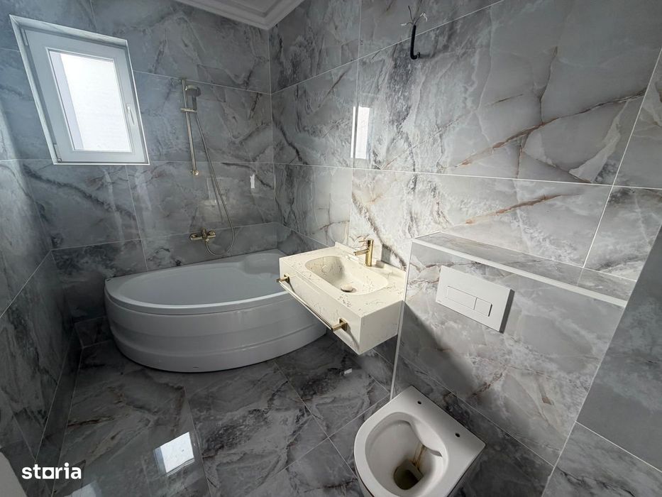 Ap. 3 Camere - Gradina Proprie 60 Mp, Parcare Inclusa, Comision 0%