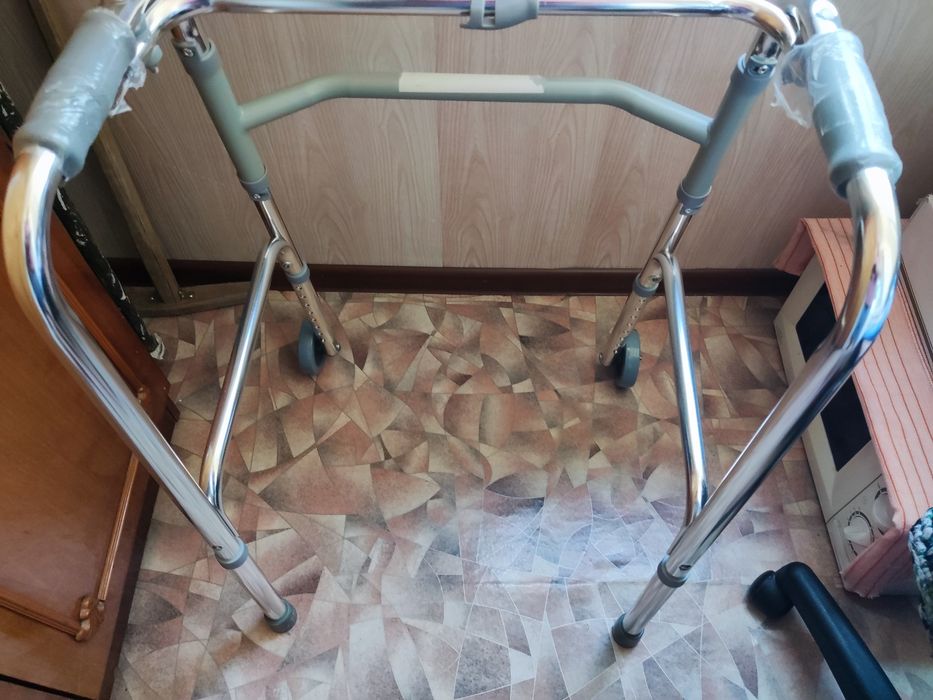 Ходунки взрослые