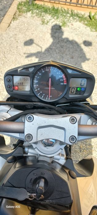 Vand Suzuki GSR 600