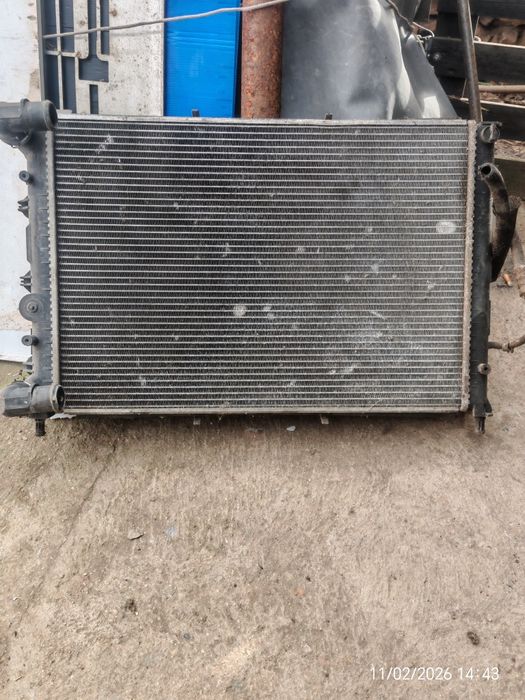 Странични огледала с подгрев, воден радиатор, алтернатор за Mercedes/