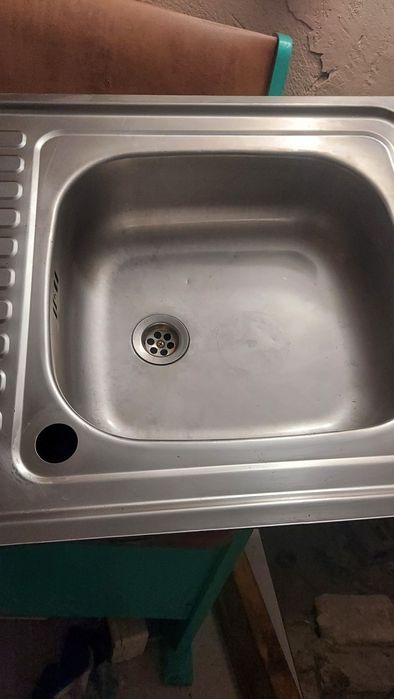 Ghiuveta inox aproape nouă