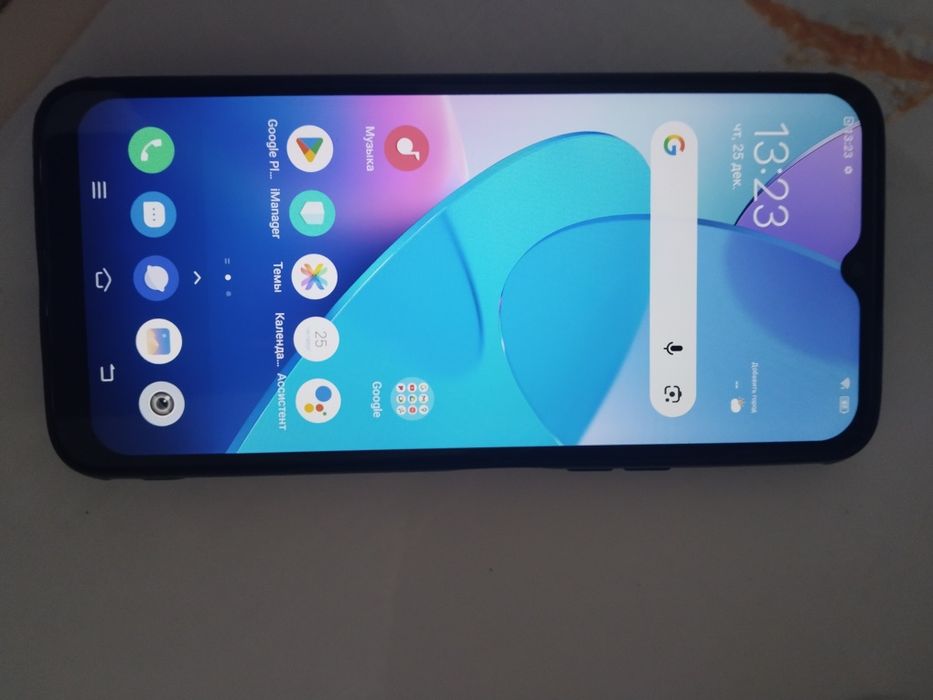 Телефон vivo V2027