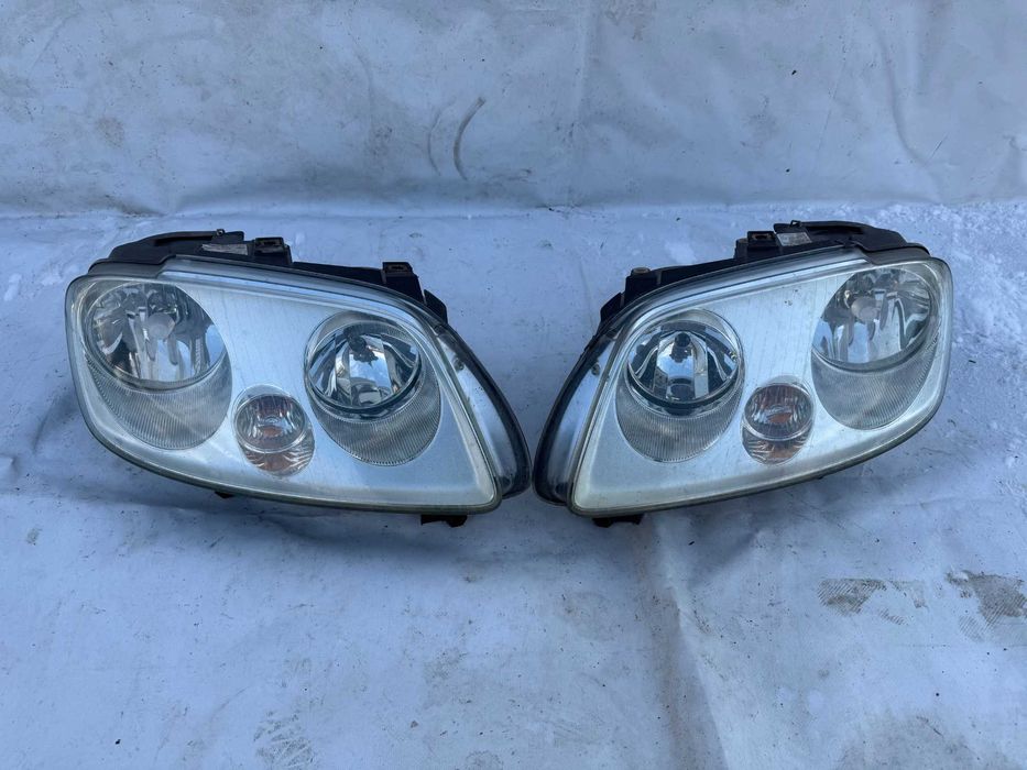 Far Faruri Stanga Dreapta Volkswagen Touran