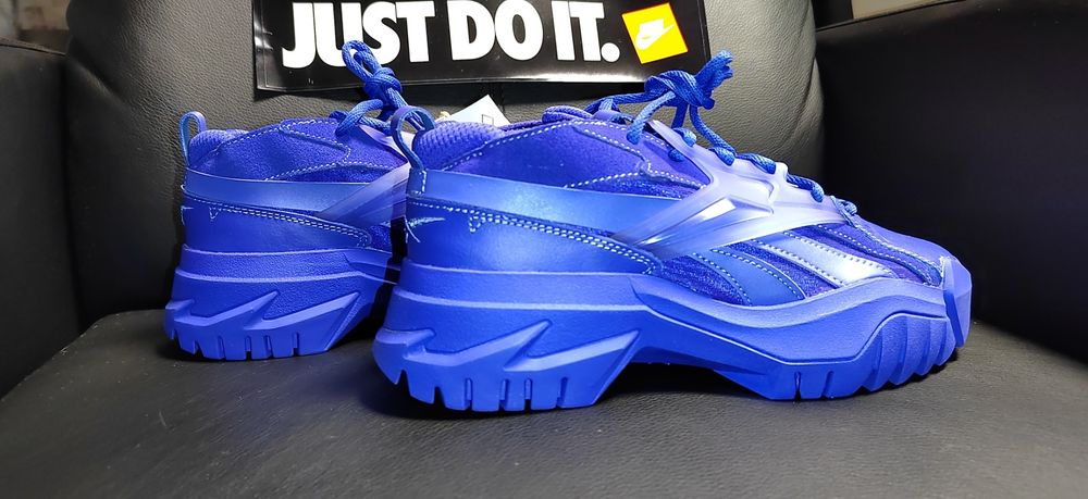 Reebok Club  C V2 Cardi B, номер 37