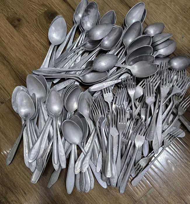 Ложки нержавейки Алюминиевые ложки и вилки .