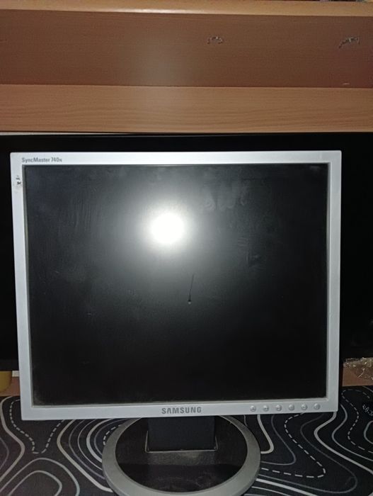 Продам монитор Samsung
