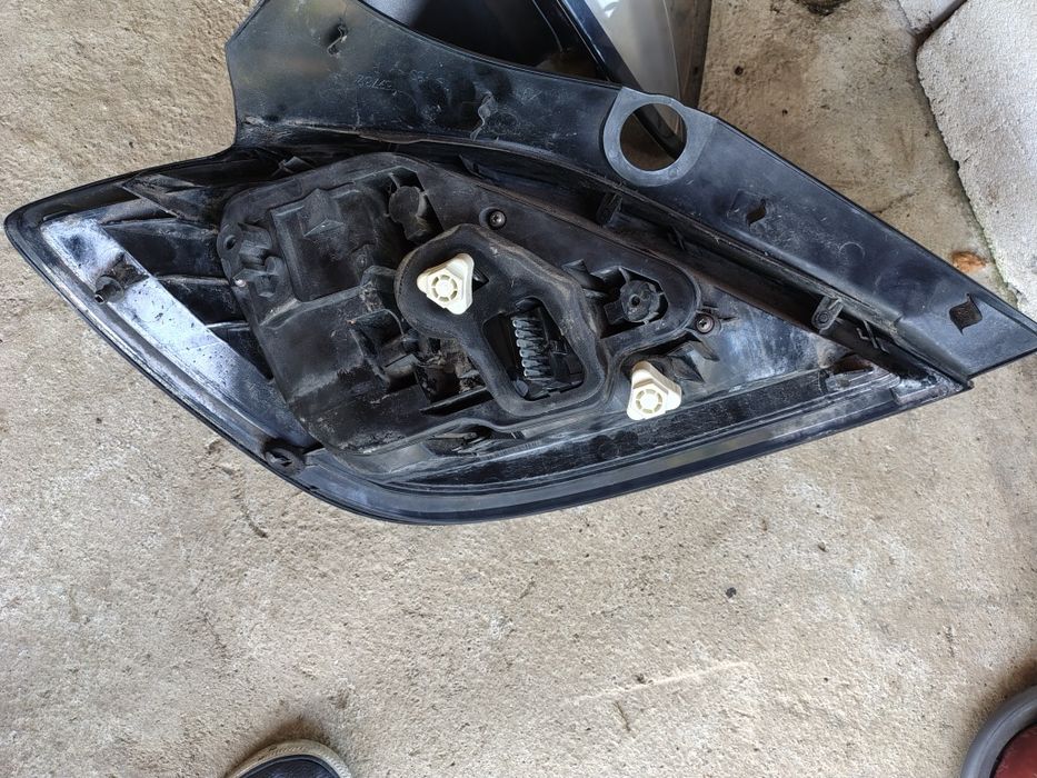 Stopuri spate Opel Astra h