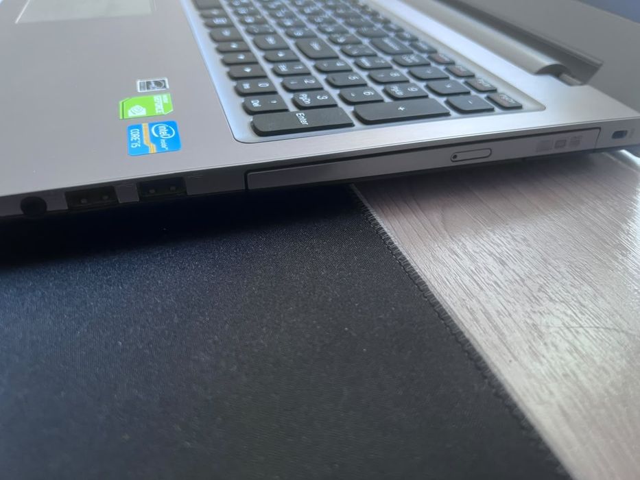 Ноутбук Lenova Ideapad z500