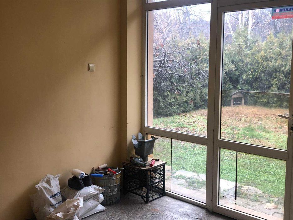 Продавам къща в квартал Марийно