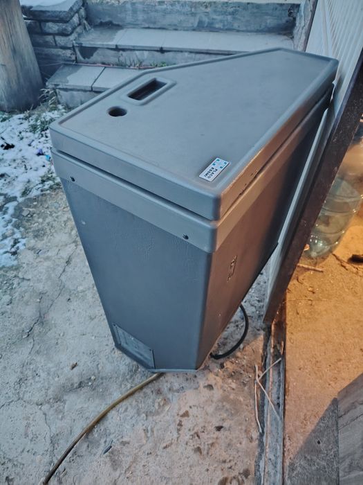 Хладилник на 12v/24v компресорен