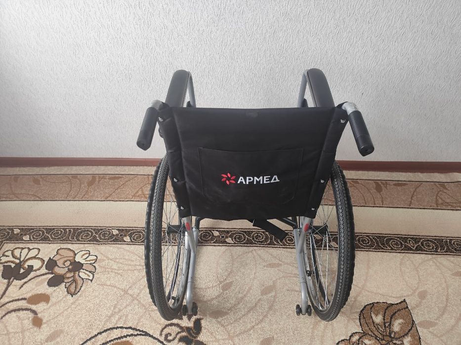 Продам инвалидную каляску