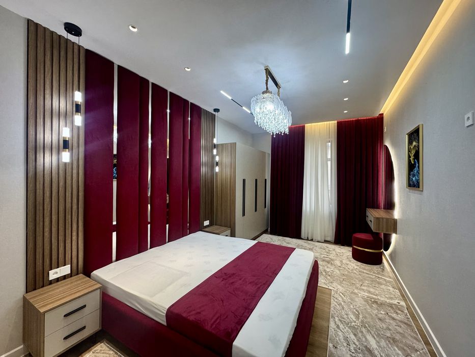 3х комнатная квартира, на 2 этаже. Рудакий