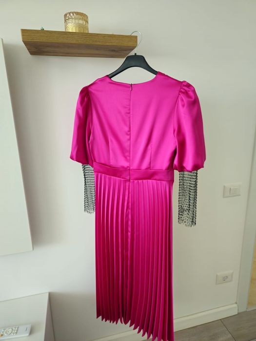 Rochie elegantă Panasline mărimea 40, roz fuchsia – Purtată o singură dată
