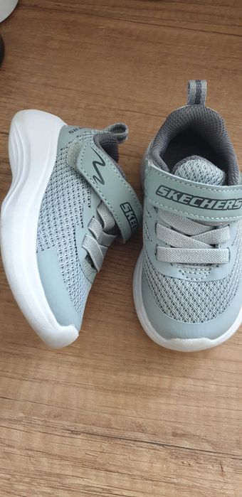 Skechers baieti mărimea 21/ 4uk