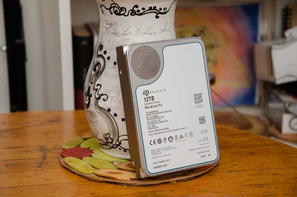 Hard disk hdd 12 tb defect