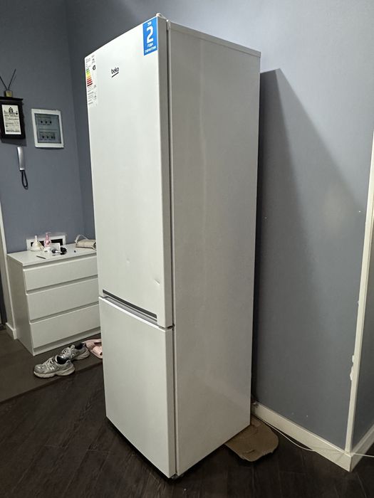 Продам холодильник Beko