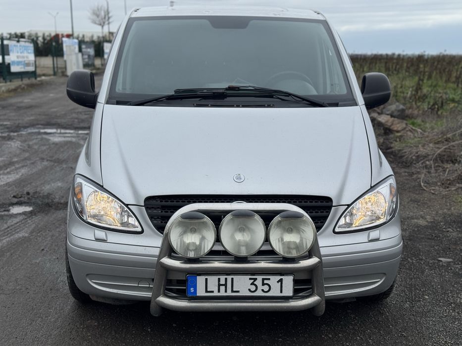 Ролбар с 3 допълнителни фара за Mercedes-Benz Vito Viano W639