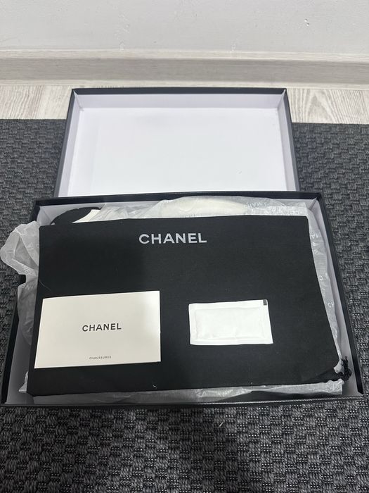 Chanel runners..