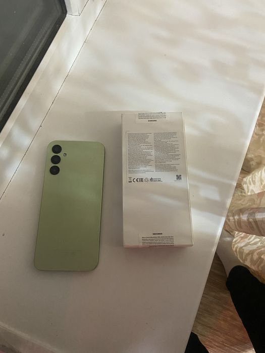 Samsung A14 64гб с коробкой
