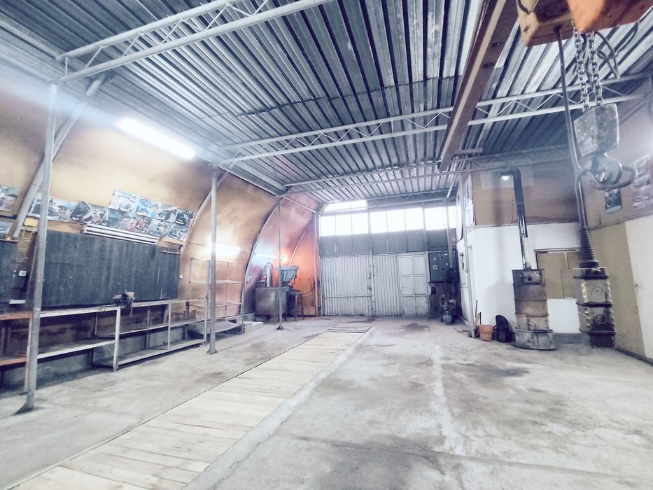 Дава се под наем Склад в Русе, Център - 250 кв.м за 350 € - Снимка #6