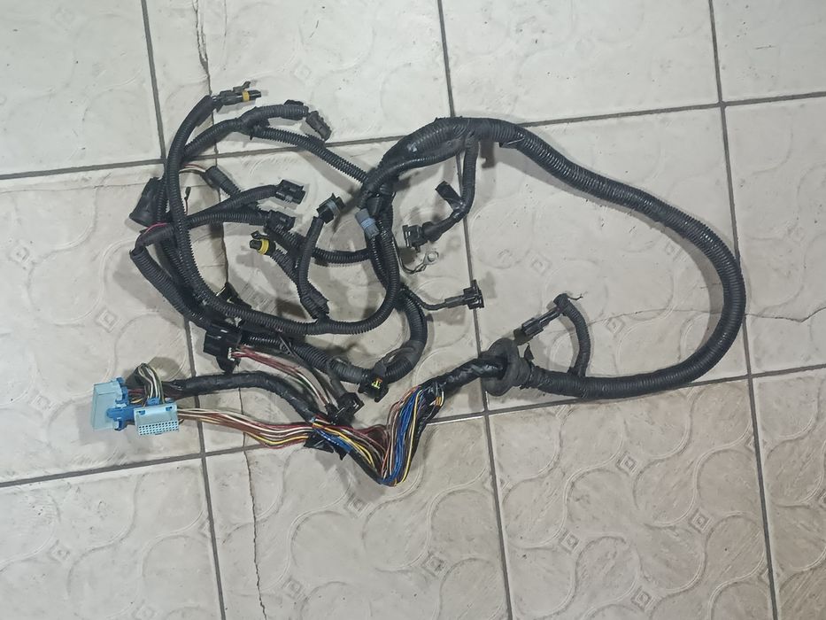 Продам проводку ЭБУ компьютера СОНС  и заднюю часть нексия 1