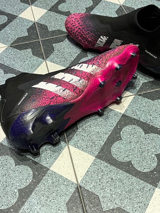 Футбольные бутсы