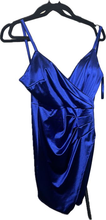 Официална рокля - XS