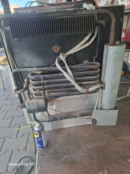 Авто хладилник Electrolux 12/220v/gaz