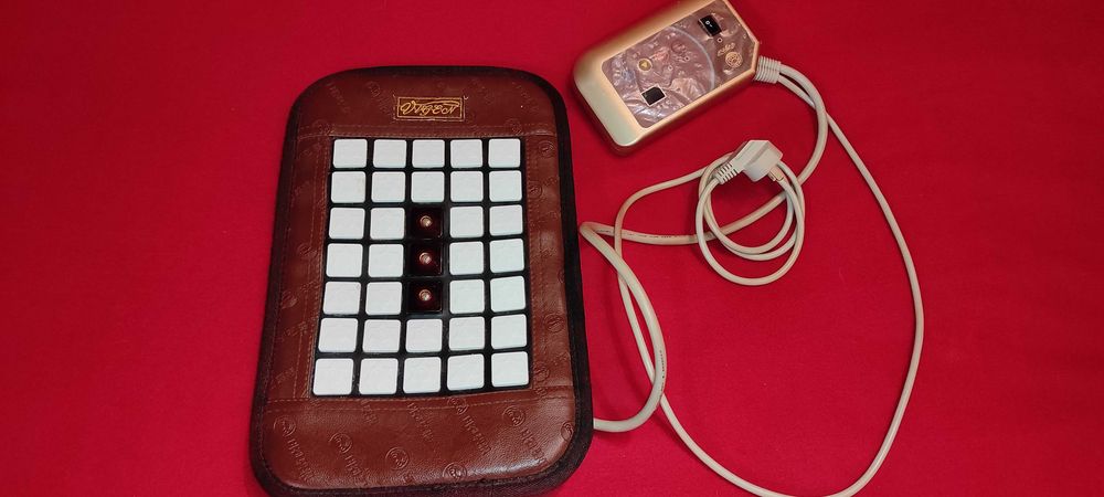 perna laser incalzire electrica cu pietre din ceramica turmalina  jad